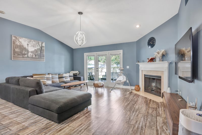 Photo 8 of 641 Lookout Lakes Dr, Jacksonville, FL 32220, photographed by Megapixeler