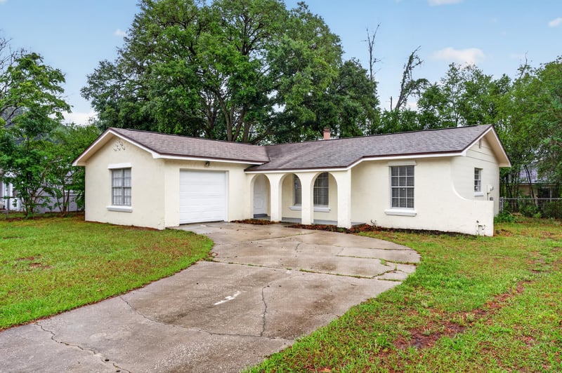 Photo 47 of 8046 Triumph Ln S, Jacksonville, FL 32244, photographed by Megapixeler
