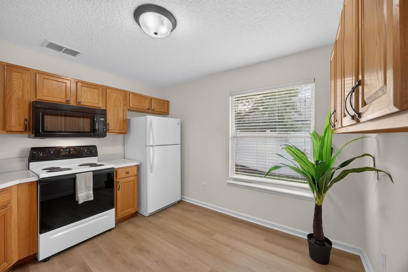 Kitchen view toward window at 605 N Covered Bridge Rd, Jacksonville, FL