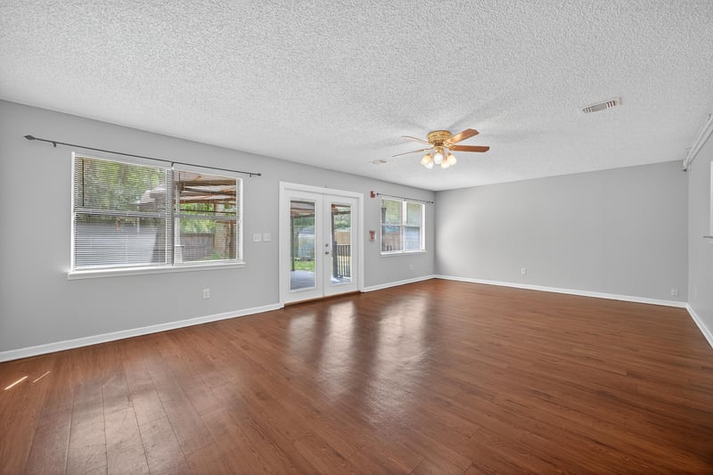 Photo 8 of 4294 Tanglewilde Dr S, Jacksonville, FL 32257, photographed by Megapixeler