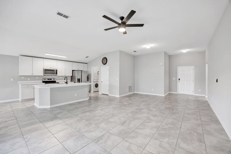 Photo 8 of 12524 Creekside Manor Drive, Jacksonville, FL 32218, photographed by Megapixeler
