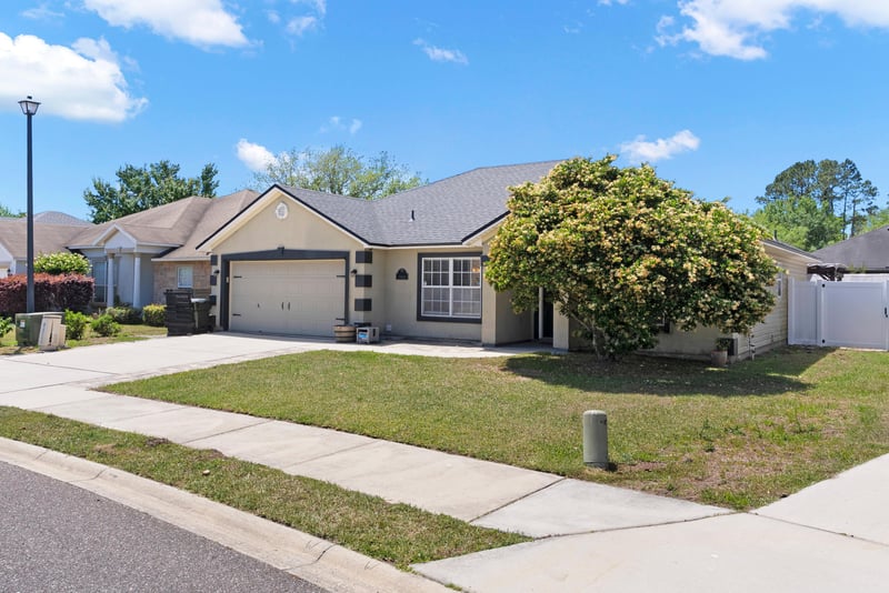 Photo 3 of 3808 Falcon Crest Dr, Green Cove Springs, FL 32043, photographed by Megapixeler