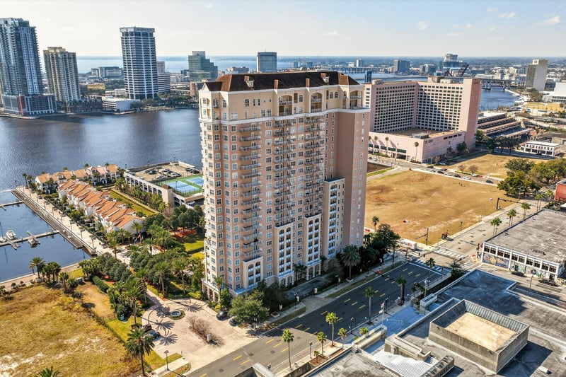 Photo 6 of 400 E Bay St #1502, Jacksonville, FL 32202, photographed by Megapixeler