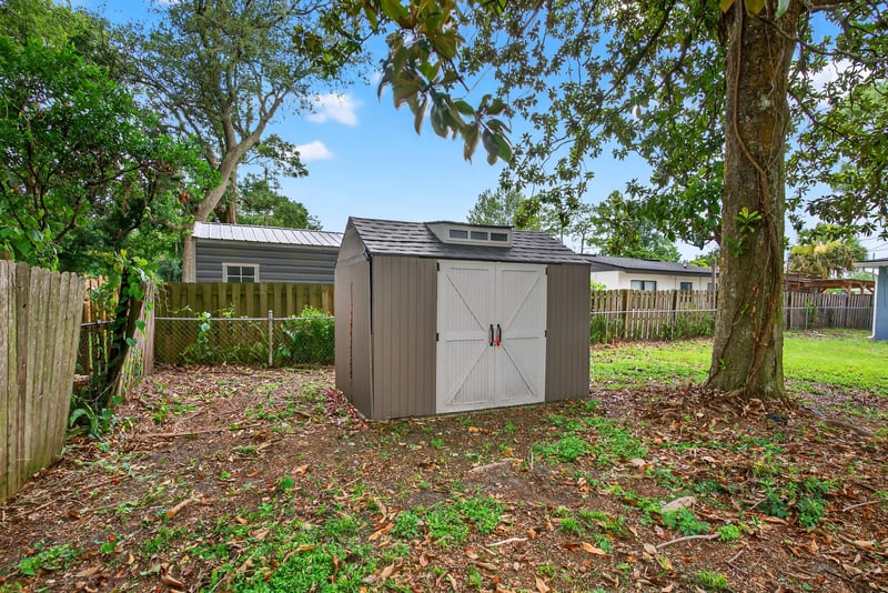 Photo 39 of 6191 Mercer Cir E, Jacksonville, FL 32217, photographed by Megapixeler