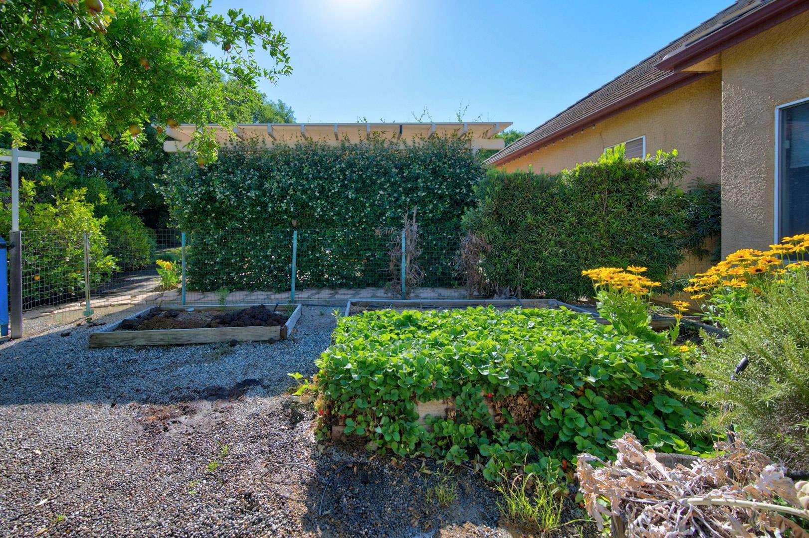 11 W Jordan Ave, photo 94