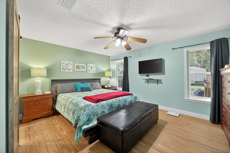 Photo 14 of 13210 Joeandy Rd N, Jacksonville, FL 32225, photographed by Megapixeler