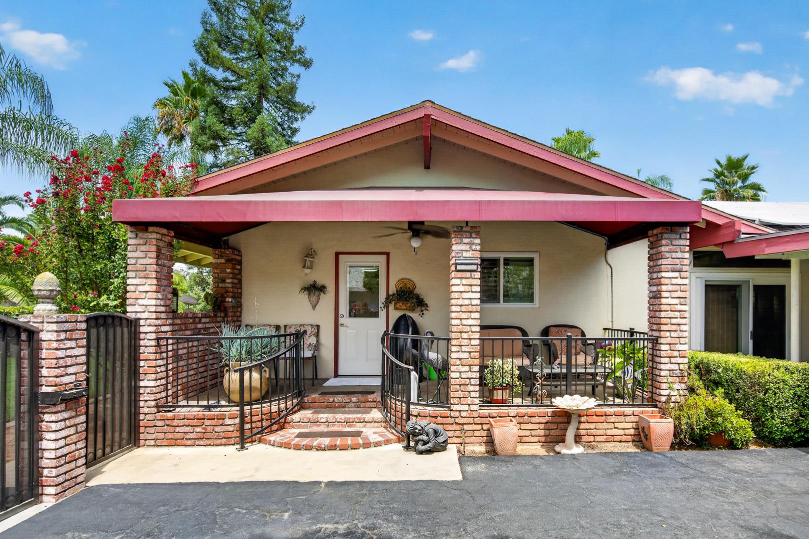 6197 N Fruit Ave, photo 89