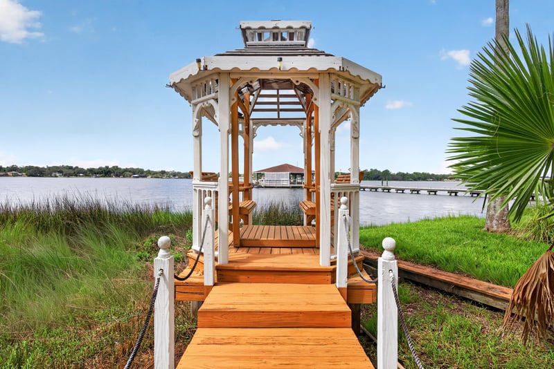 Outside Feature at 344 Broward Rd, Jacksonville, FL 32218