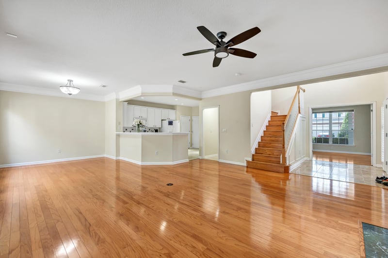 Photo 9 of 3895 Lionheart Dr, Jacksonville, FL 32216, photographed by Megapixeler