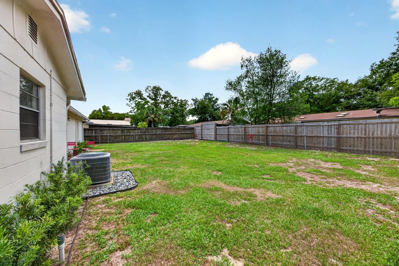 Photo 29 of 11506 Renne Dr E, Jacksonville, FL 32218, photographed by Megapixeler