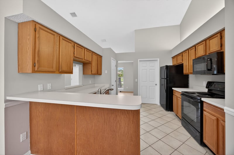 Photo 14 of 3550 Sheldrake Dr, Jacksonville, FL 32223, photographed by Megapixeler