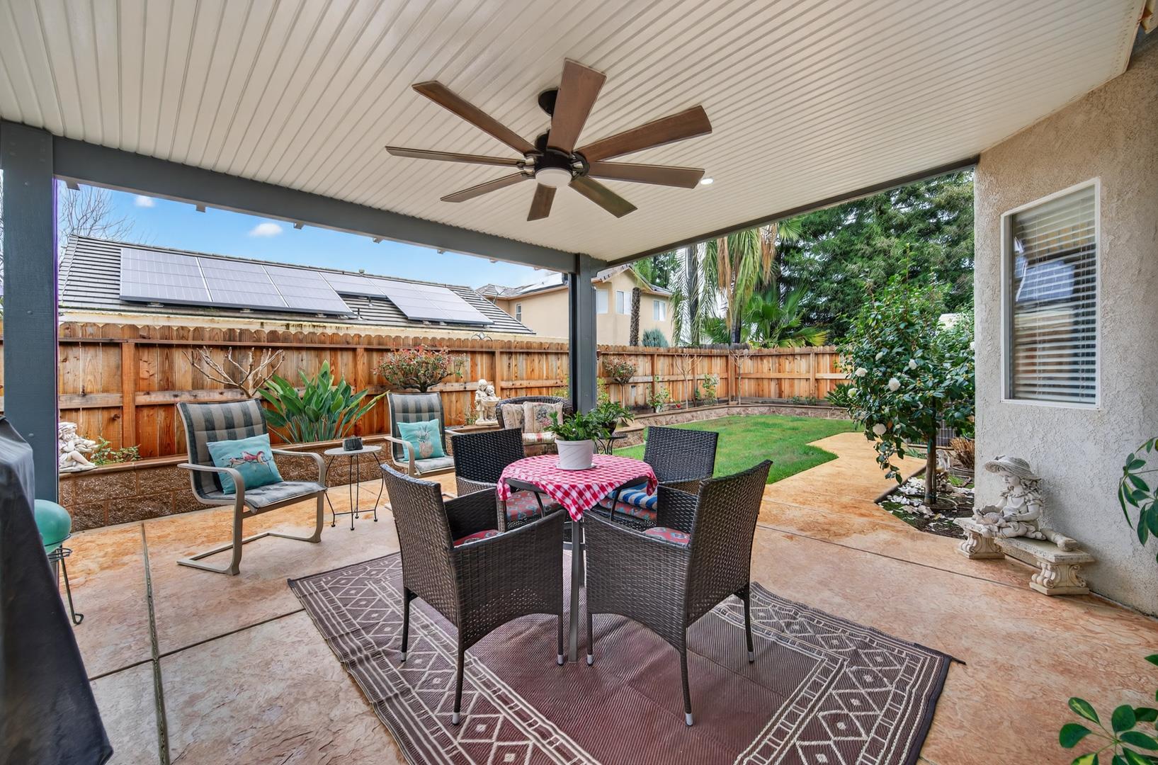 2450 E Fox Glen Ave, photo 39