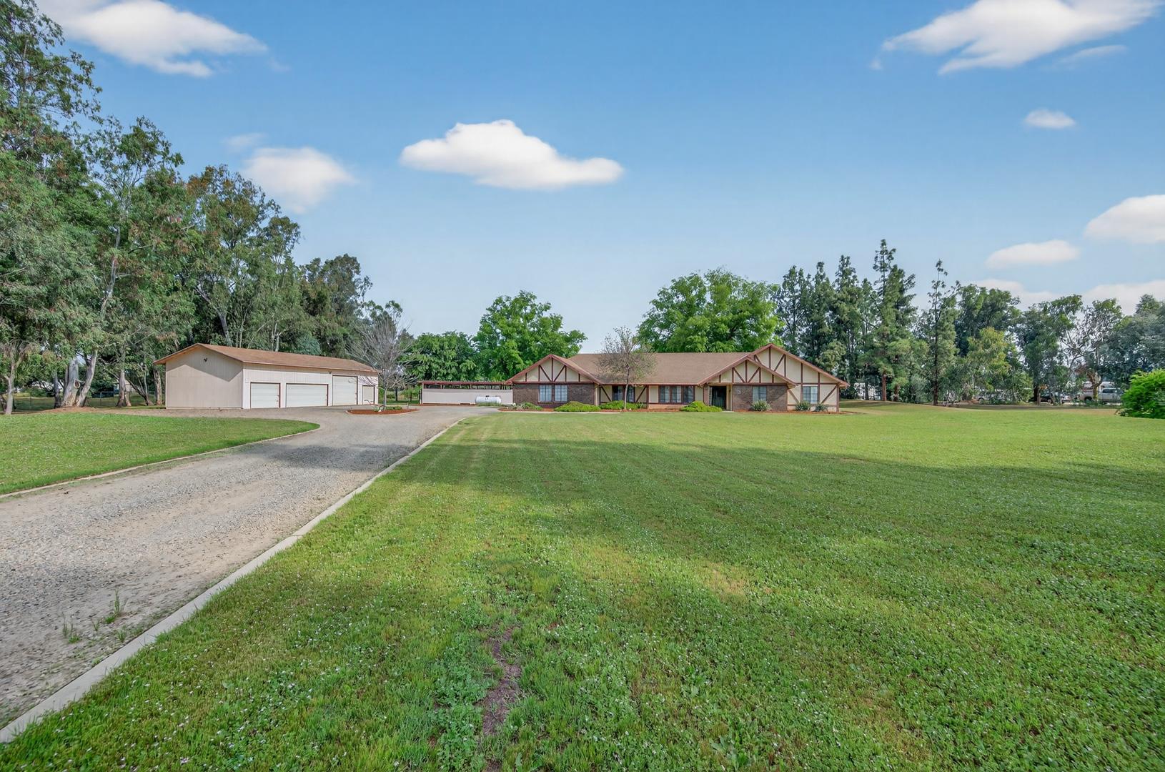 11640 E Sierra Ave, photo 63