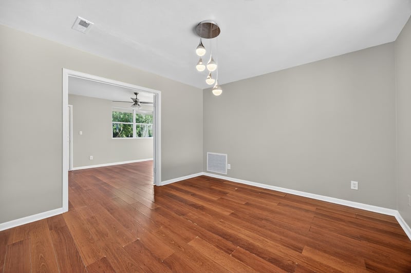 Photo 14 of 1355 Lamanto Ave E, Jacksonville, FL 32211, photographed by Megapixeler