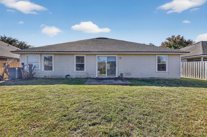 Back at 9205 Redtail Dr, Jacksonville, FL 32222