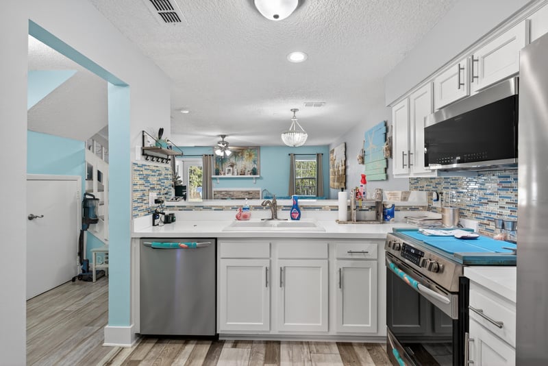 Photo 19 of 1505 Spindrift Cir W, Neptune Beach, FL 32266, photographed by Megapixeler