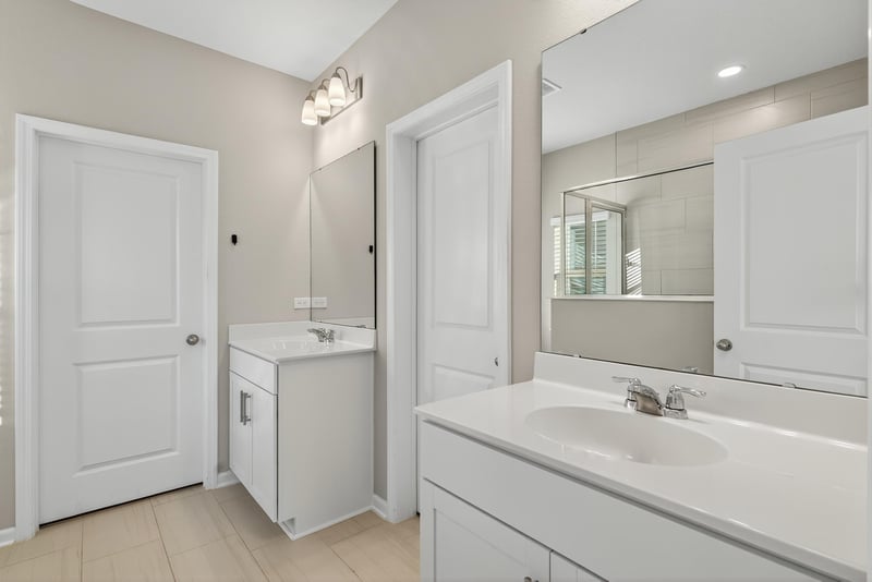 Primary Bath at 75598 Blackbird Dr, Yulee, FL 32097