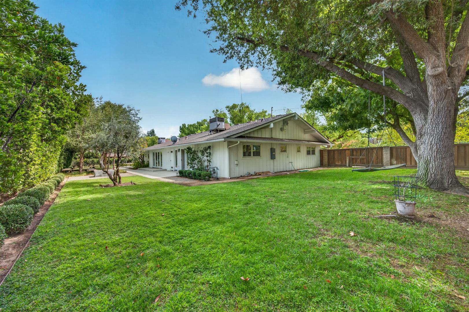 505 E Swift Ave, photo 73