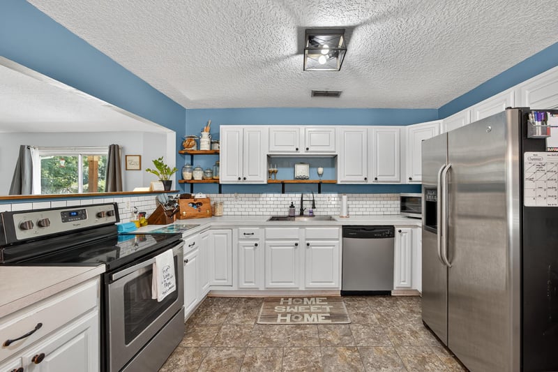 Photo 8 of 1384 Otis Rd, Jacksonville, FL 32220, photographed by Megapixeler