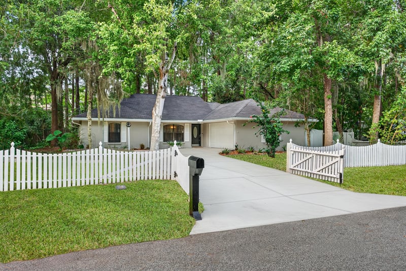 Photo 5 of 545 Ash St, Orange Park, FL 32073, photographed by Megapixeler