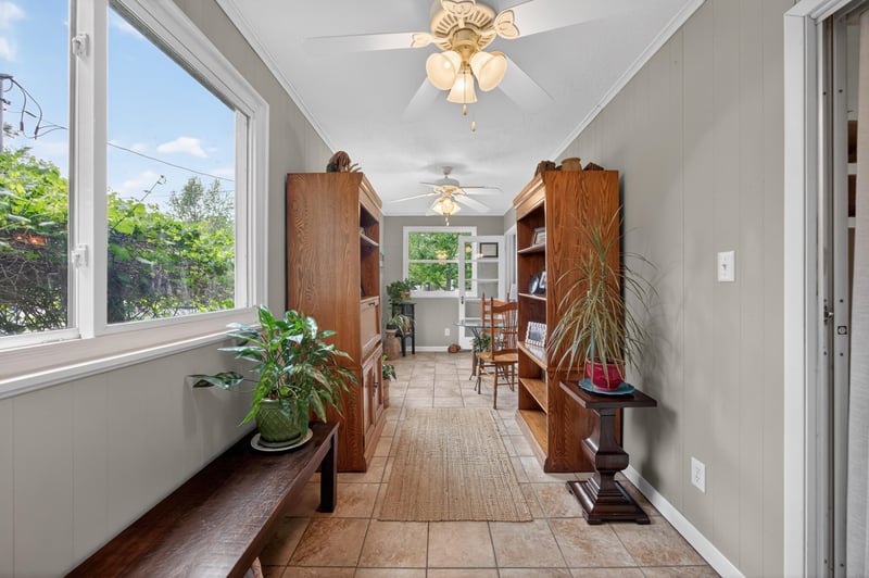 Photo 31 of 1573 Charon Rd, Jacksonville, FL 32205, photographed by Megapixeler