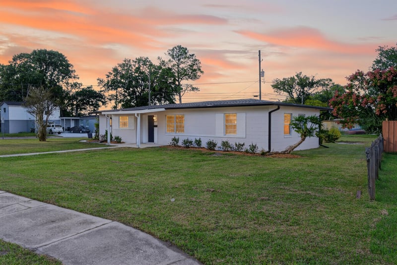 Photo 1 of 5437 Attleboro St, Jacksonville, FL 32205, photographed by Megapixeler