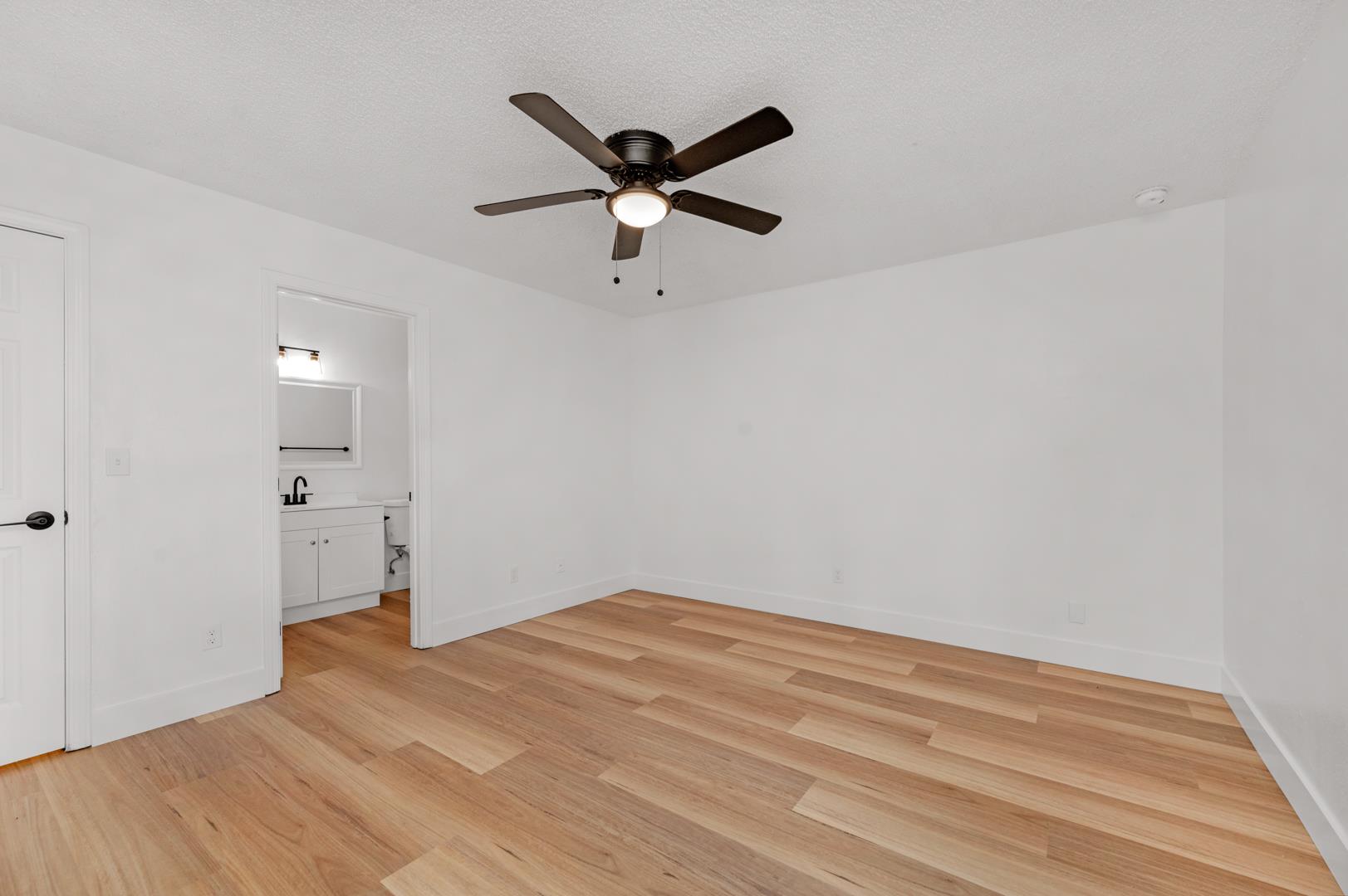 297 E Bullard Ave #124, photo 26