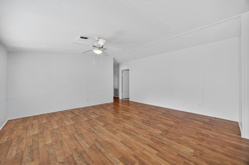 Photo 7 of 489 Starratt Rd, Jacksonville, FL 32218, photographed by Megapixeler