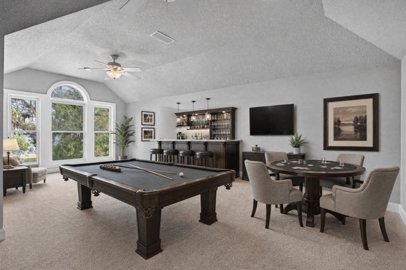 Game room with pool table and wet bar at 344 Broward Rd, Jacksonville, FL