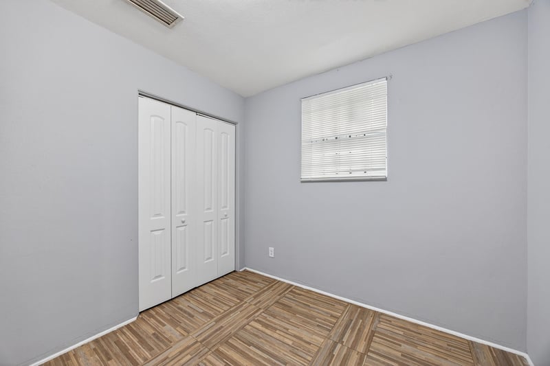 Photo 23 of 3811 Chase Ave, Jacksonville, FL 32209, photographed by Megapixeler