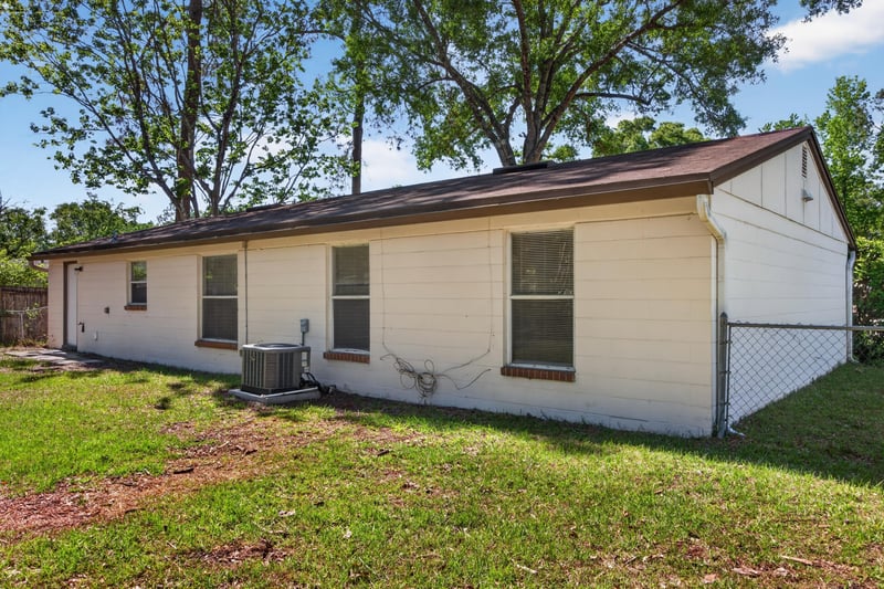 Photo 30 of 1675 Mary Beth Dr, Middleburg, FL 32068, photographed by Megapixeler