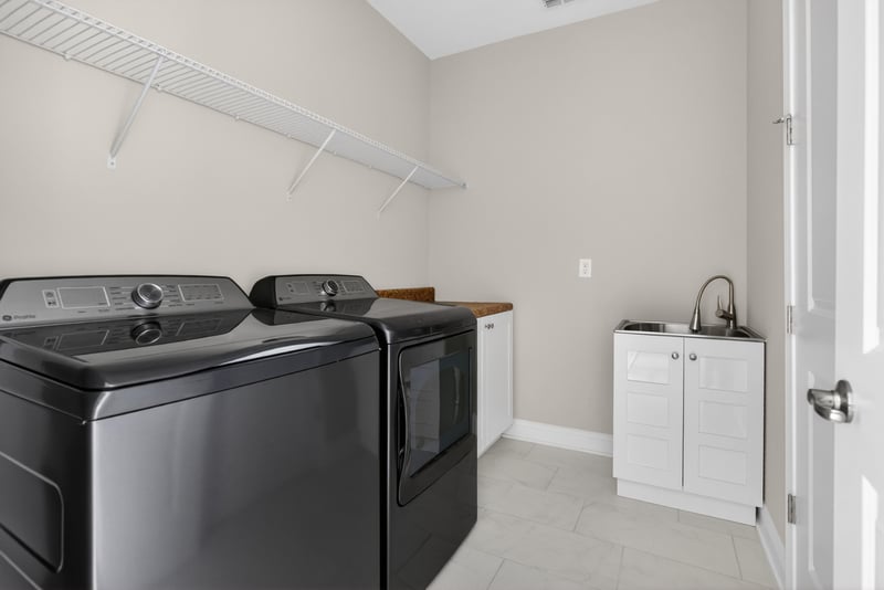 Laundry Room at 527 Marquesa Cir, St. Johns, FL 32259