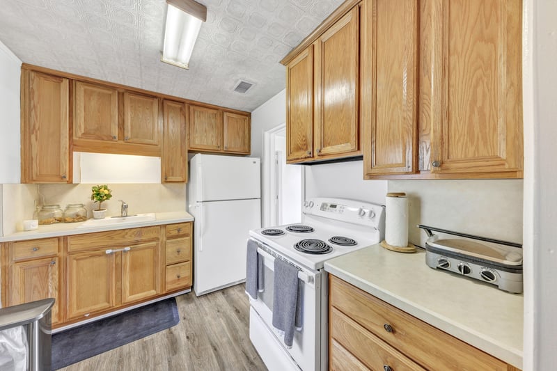 Photo 11 of 2867 Stonemont St, Jacksonville, FL 32207, photographed by Megapixeler