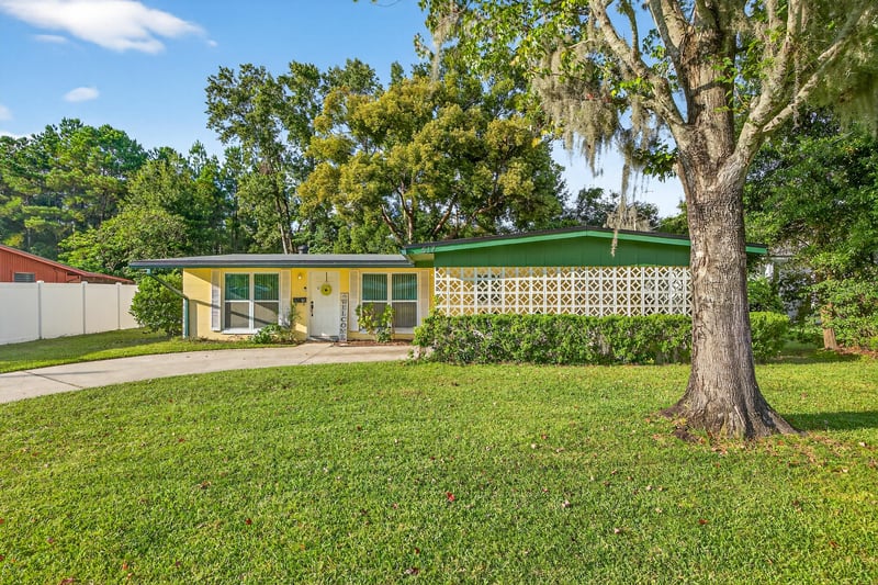 Photo 3 of 517 Renne Dr N, Jacksonville, FL 32218, photographed by Megapixeler