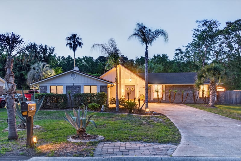 Photo 18 of 2556 Bottomridge Dr, Orange Park, FL 32065, photographed by Megapixeler