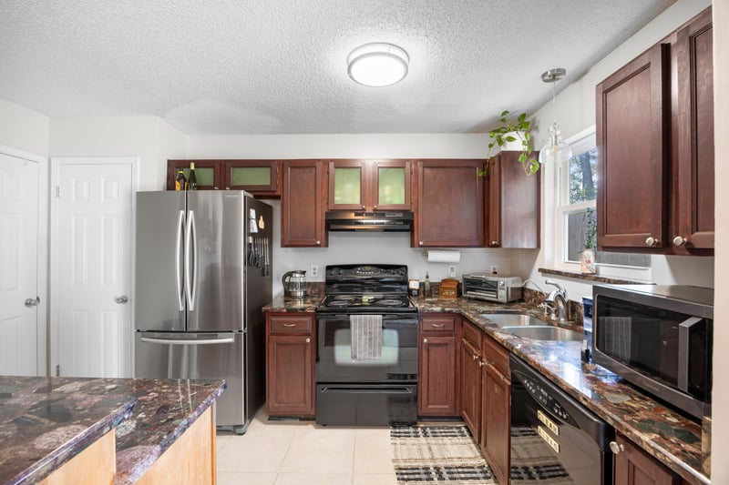 Photo 14 of 4008 Stillwood Dr, Jacksonville, FL 32257, photographed by Megapixeler