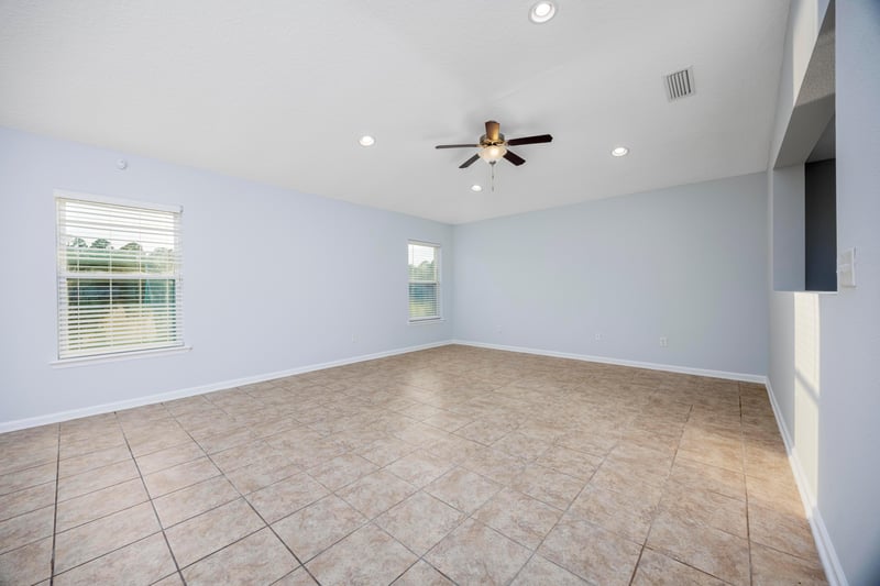 Family Room at 76690 Timbercreek Blvd, Yulee, FL 32097
