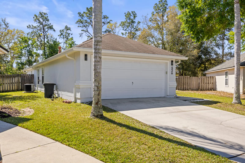 Photo 4 of 526 Silverbell Ct, Jacksonville, FL 32259, photographed by Megapixeler