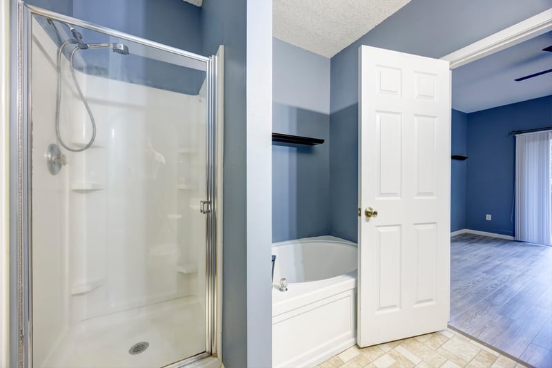Photo 14 of 12301 Kernan Forest Blvd, Jacksonville, FL 32225, photographed by Megapixeler