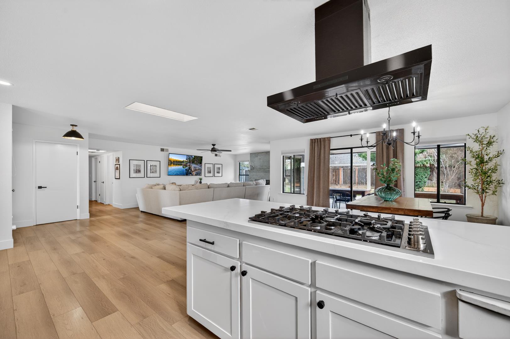 6610 N Garden Ave, photo 28