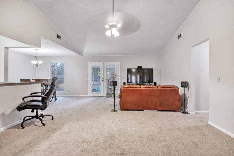 Photo 9 of 7650 Cranberry Ln S, Jacksonville, FL 32244, photographed by Megapixeler