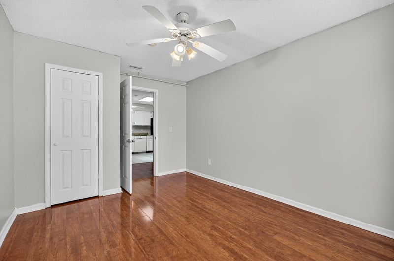 Photo 26 of 4294 Tanglewilde Dr S, Jacksonville, FL 32257, photographed by Megapixeler