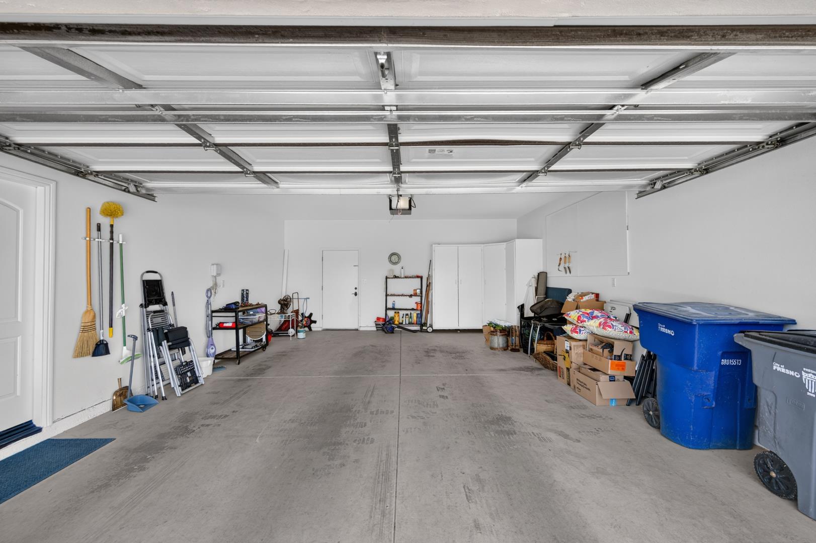 6457 N Warren Ave, photo 66