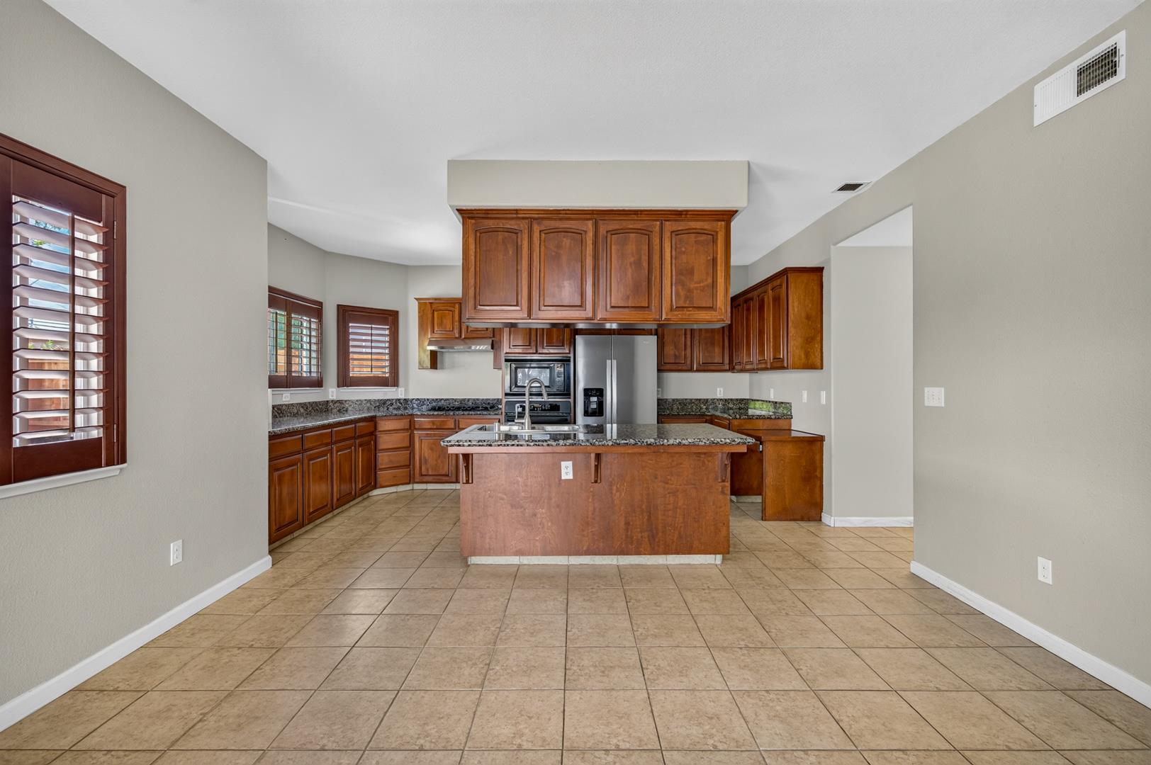 1114 E Oakmont Ave, photo 27