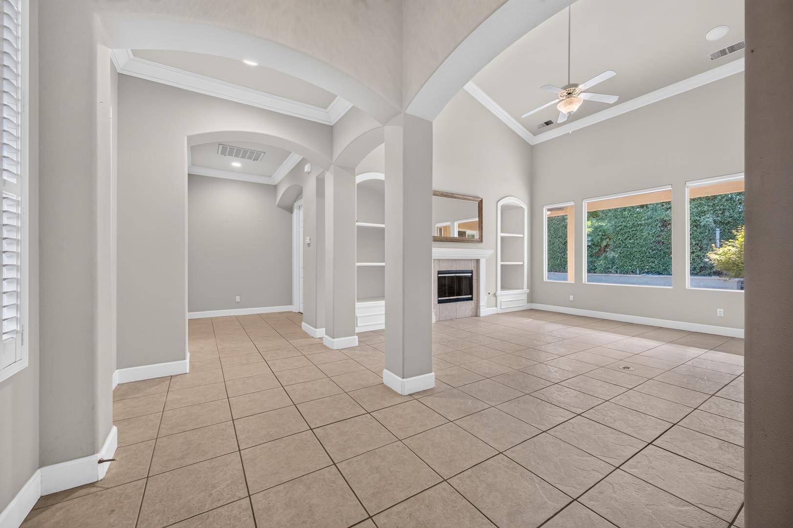 11 W Jordan Ave, photo 17