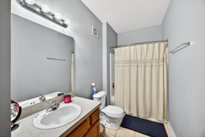 Photo 17 of 3600 Lenin Peak Ct, Jacksonville, FL 32210, photographed by Megapixeler