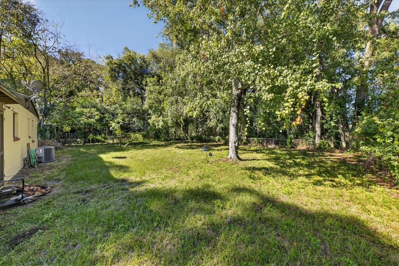 Photo 29 of 5261 Pennant Dr, Jacksonville, FL 32244, photographed by Megapixeler