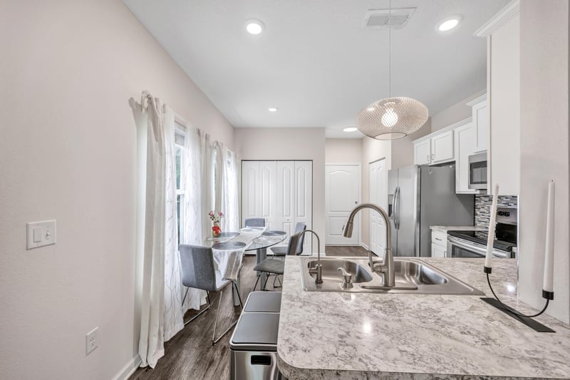 Photo 14 of 8115 Echo Springs Rd, Jacksonville, FL 32256, photographed by Megapixeler