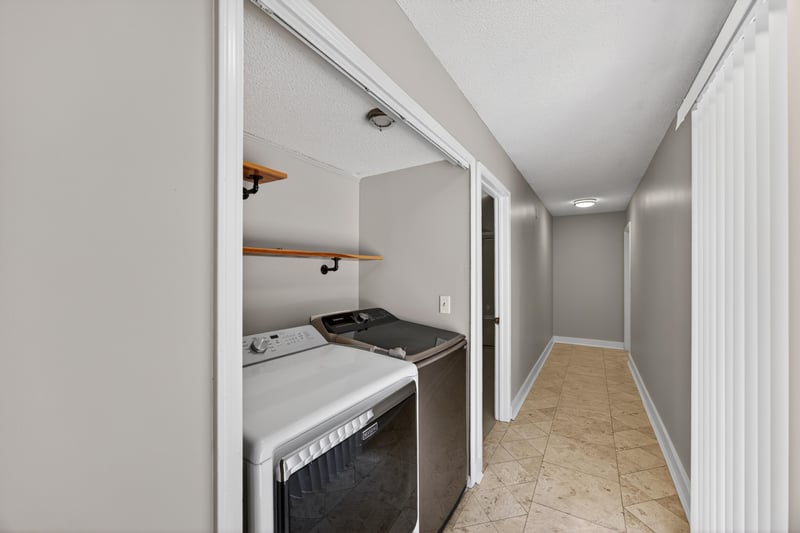 Photo 137 of 2411 Halperns Way, Middleburg, FL 32068, photographed by Megapixeler