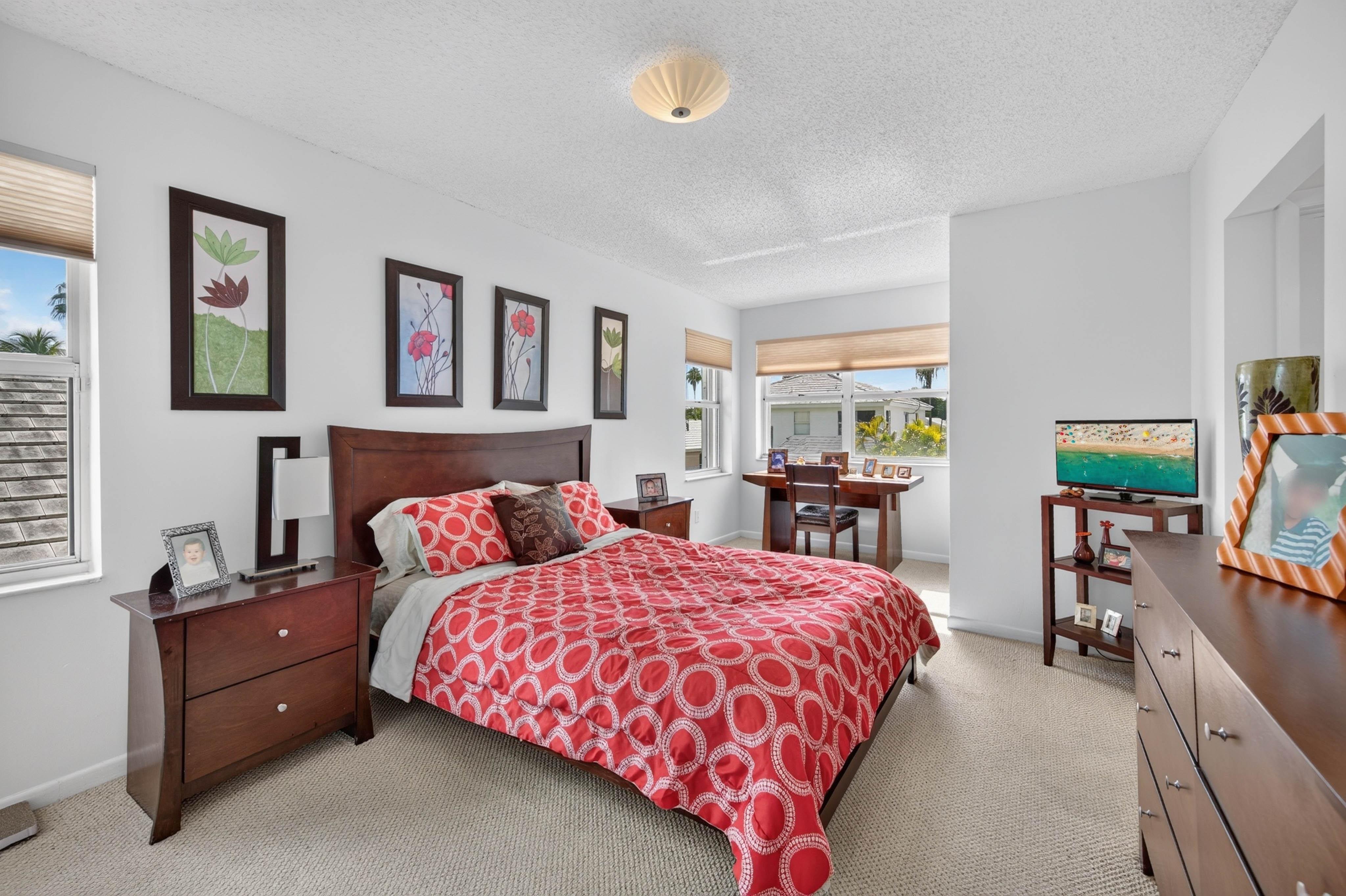 4766 SW 154th Ave, photo 31